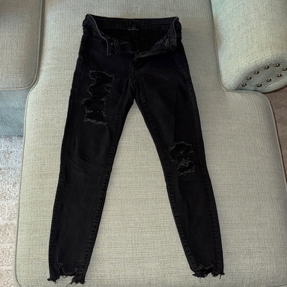 American Eagle Outfitters Black Ripped Skinny Jeans - Picture 1 of 1